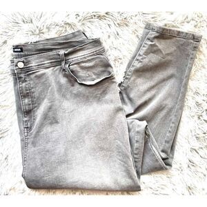 Fashion Nova Dark Gray Skinny Straight Leg Jeans Size 18